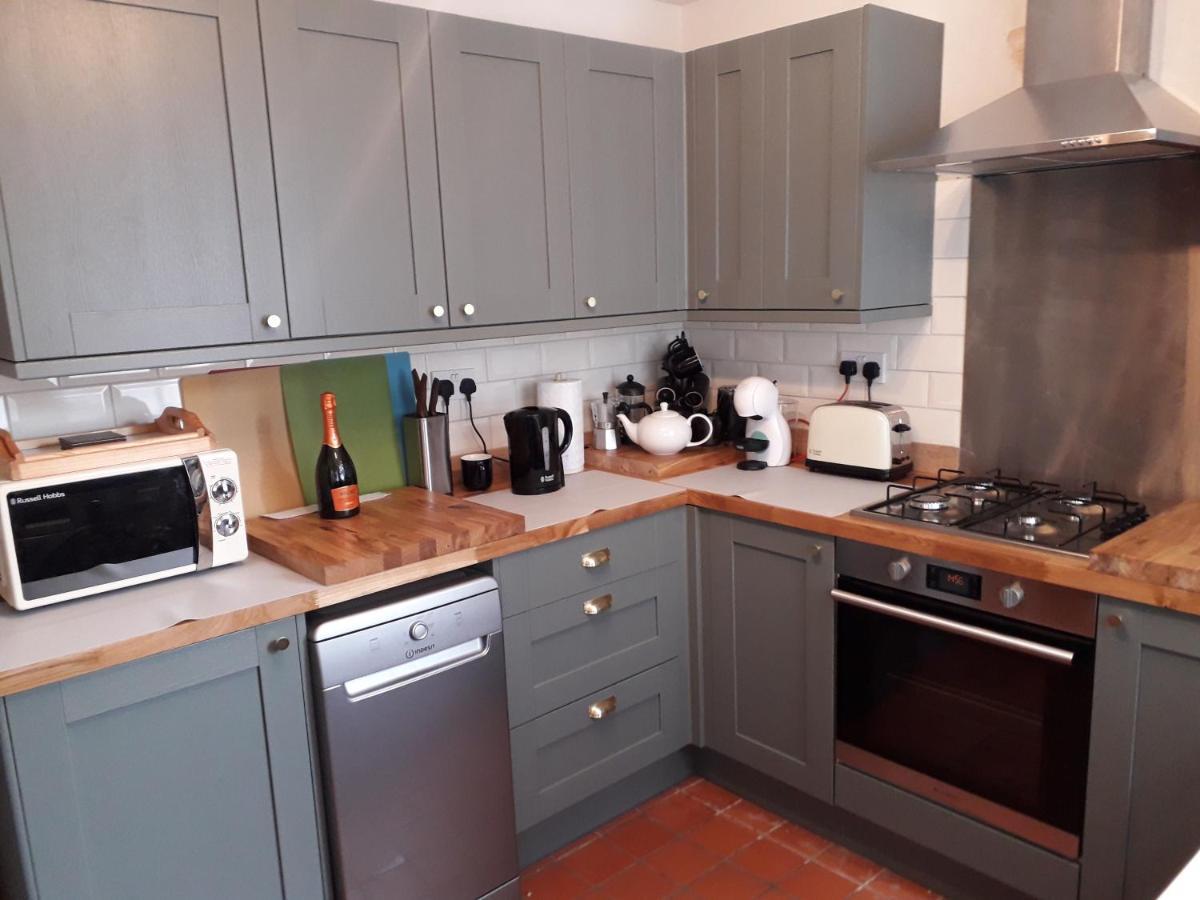Traditional House Near Liverpool City Centre Extérieur photo